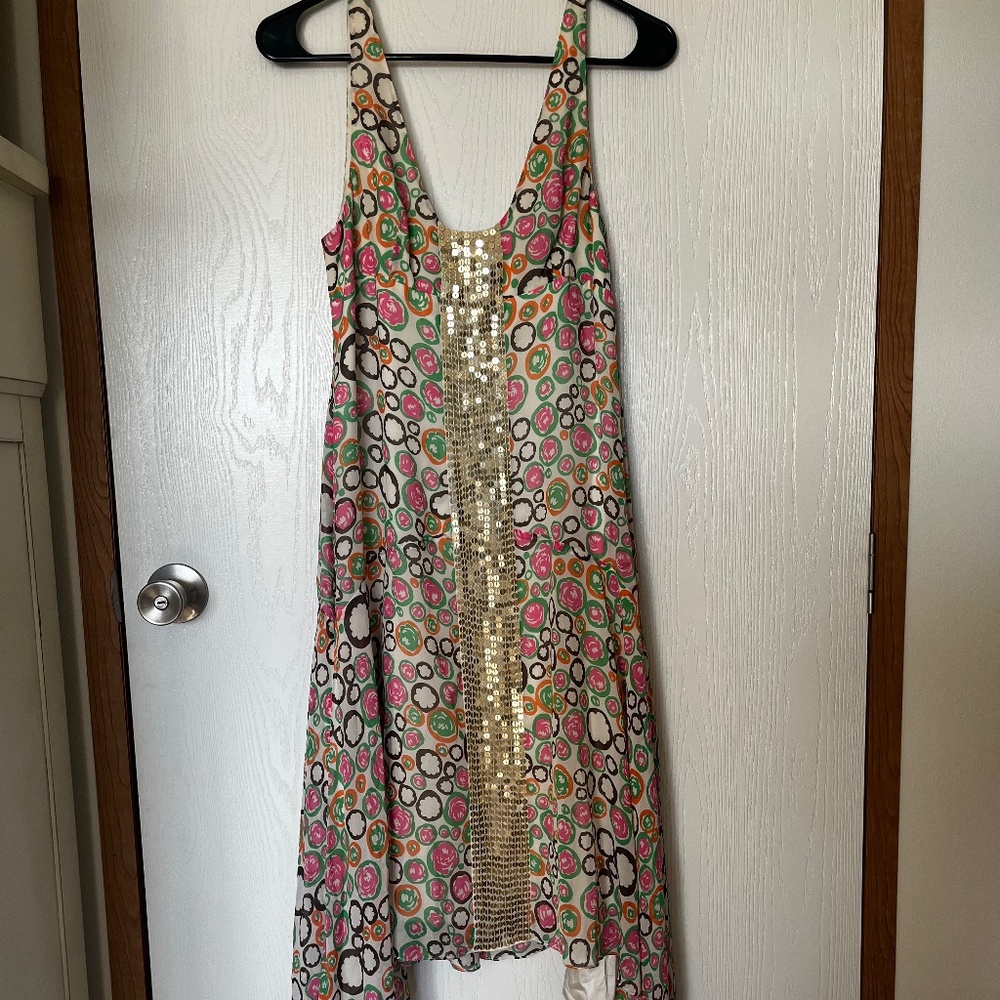 NWOT Vintage BCBGMaxAzria 100% Silk Floral Retro Handkerchief Hem Sequins Size 8